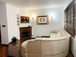 Sala de Estar com Lareira